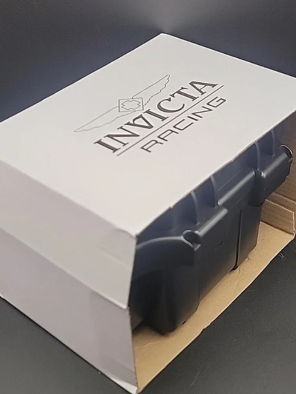 Invicta racing slot